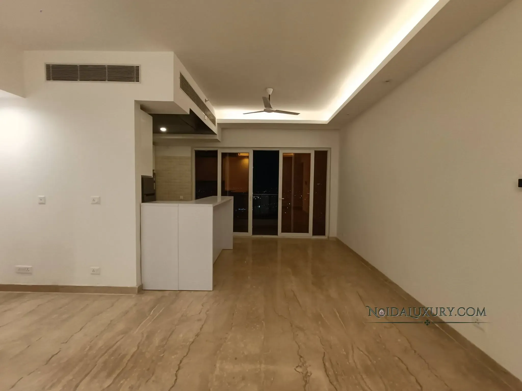 Supernova resale listing – 3 BHK apartment for rent or lease in Nova Residences Noida